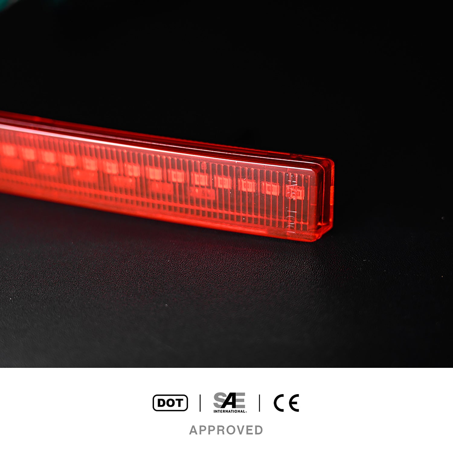 Réflecteurs de pare-chocs arrière à LED à lentille rouge pour Chevrolet Corvette C7 2014-2019