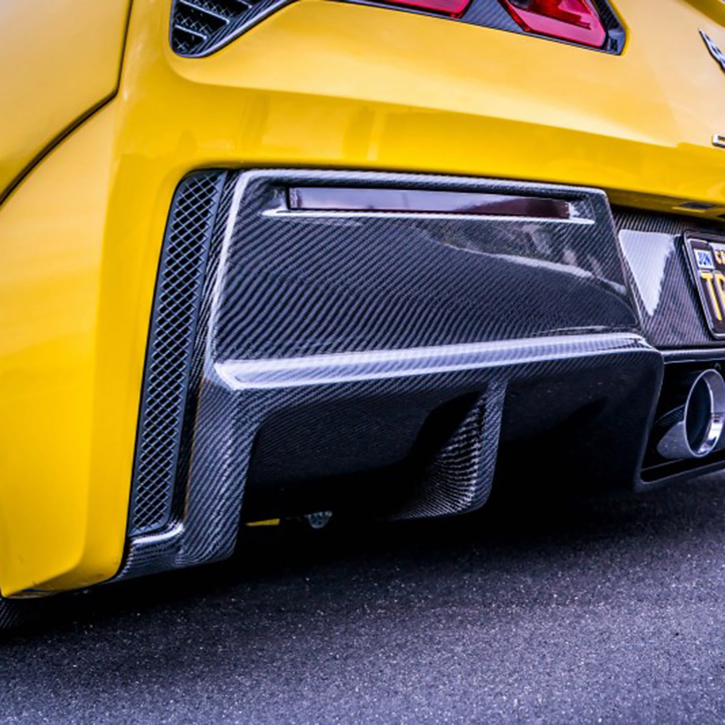 Smoked Lens LED Rear Bumper Reflector Lights For 2014-2019 Chevrolet Corvette C7